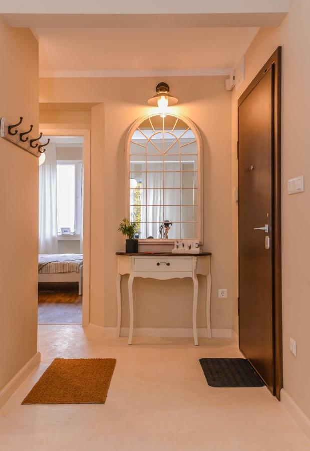 Cо́Coellie - Aesthetic 2Bd Apt Near National Palace By Flat Mаnager Sofie Exteriér fotografie